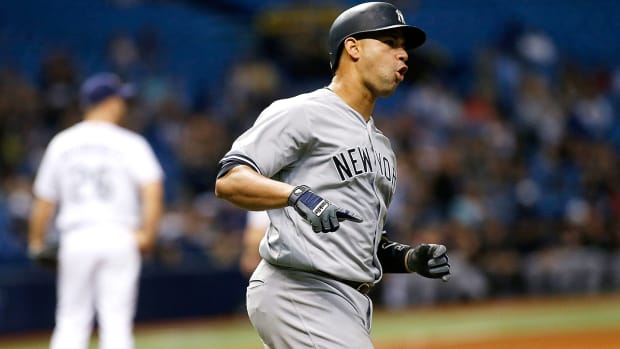 gary-sanchez-yankees-home-run-al-rookie-of-the-year.jpg